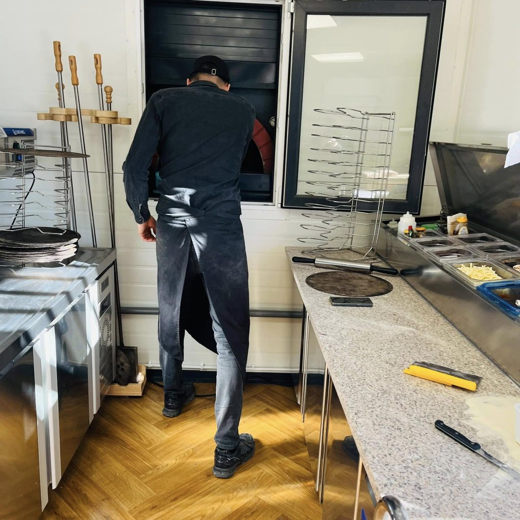 atelier de préparation de pizza